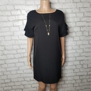 🆕️💥 DKNY Black ruffle sleeves Dress